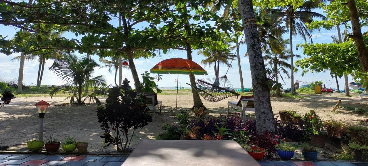 ماراريكولام Marari Anna Beach Villa المظهر الخارجي الصورة