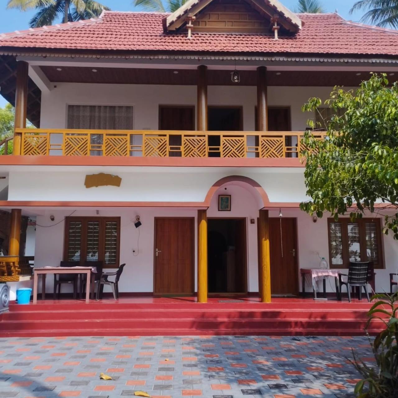 ماراريكولام Marari Anna Beach Villa المظهر الخارجي الصورة